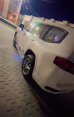 تويوتا لاندكروزر